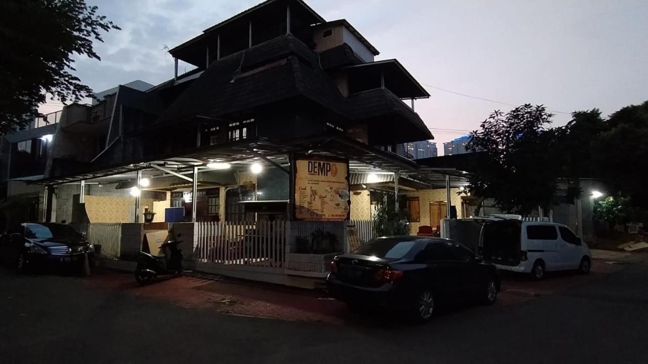 Wisma tamu Mayestik Syariah Jakarta